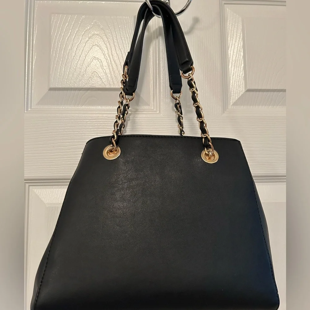 Guess Black Satchel Handbag - Picture 2 of 9